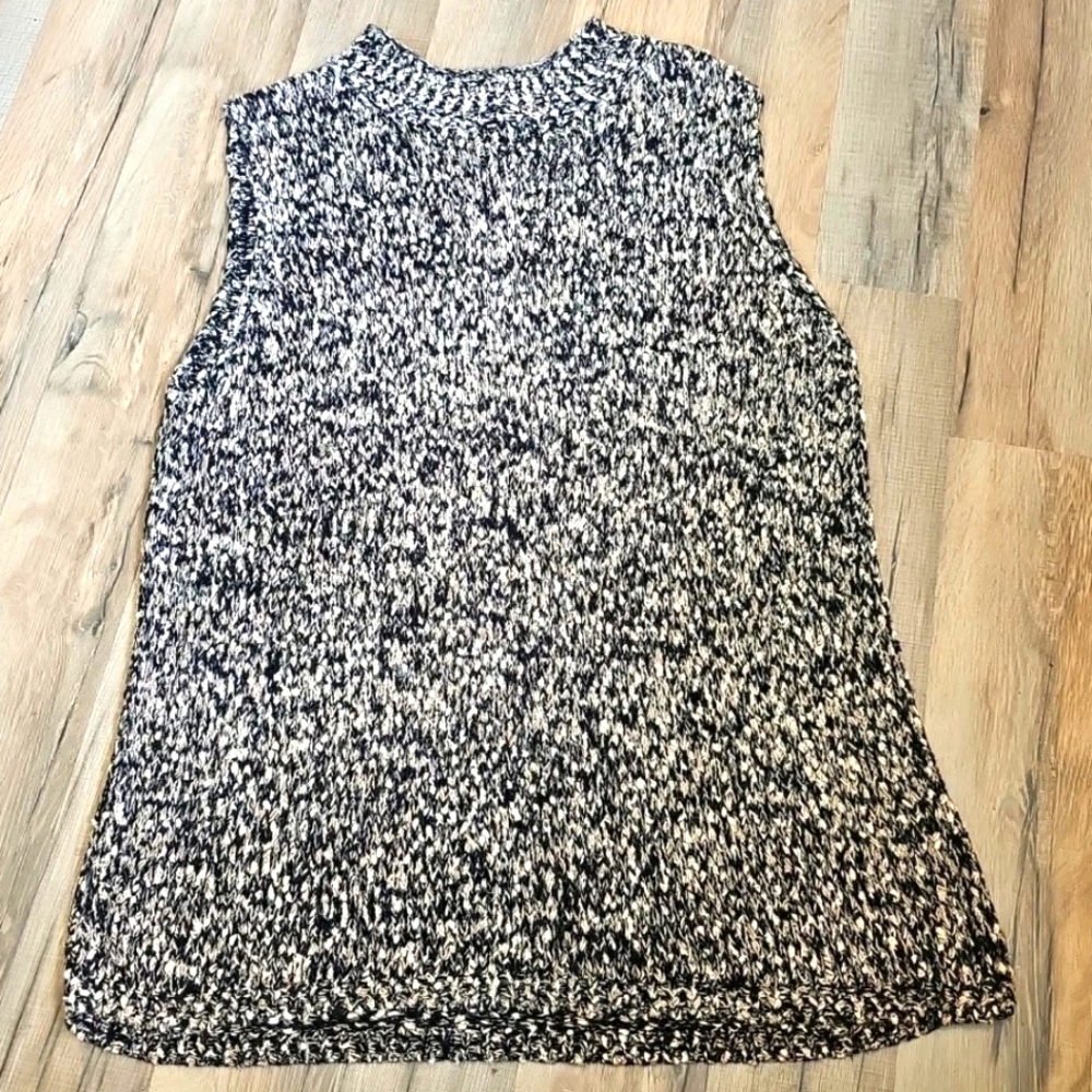 Parisian Signature Sleeveless Sweater Size XL